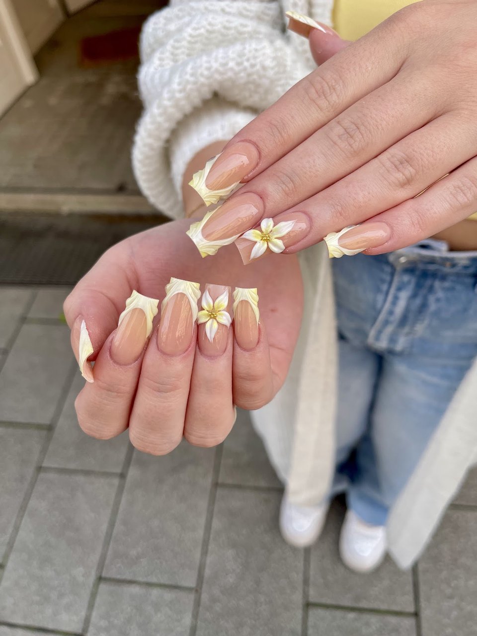 Nude with white 3D flowers